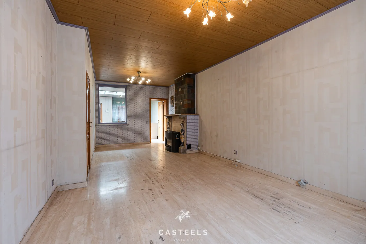 Maison familiale à rénover avec 4 chambres, jardin ensoleillé et emplacement de choix à Sint-Amandsberg - photo 5