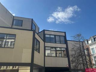 Studio & apartment for rent in Antwerp Center!In this building 'De Bijenkorf' we offer you several studio's apartment for rent. The building is...