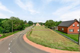 Reeds lange tijd op zoek naar een welgelegen bouwgrond voor OB op met een goede verkeerstechnische ligging? Dan is deze bouwgrond misschien wel wat...
