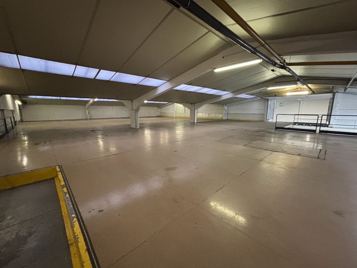 Entrepôt à louer d'environ 1 260 m² à Kuurne - photo 4