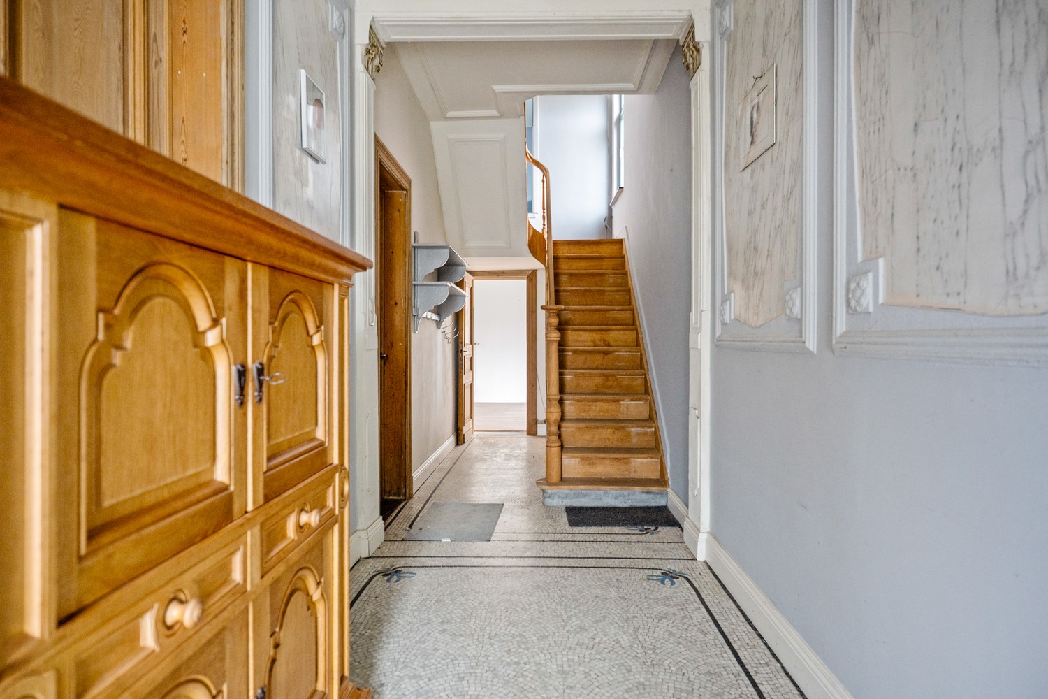 Zonevreemde woning met magazijn te Putte - foto 4