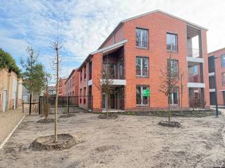 Dit appartement is gelegen in het nieuwbouwproject Hof Berlamuze.Hof Berlamuze is een exclusief nieuwbouwproject in Lier dat geniet van een...