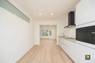 Appartement d'une chambre à coucher élégamment rénovéBienvenue dans cet appartement d'une chambre à coucher, prêt à être emménagé, situé dans la rue...