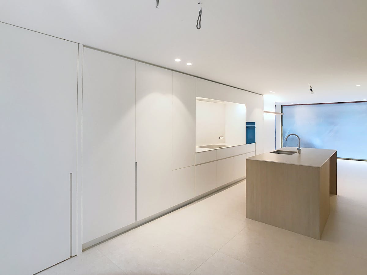 Gelijkvloers nieuwbouwappartement in centrum Poperinge - foto 1