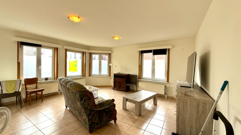 Gelijkvloers appartement met 2 kamers en parking - foto 2