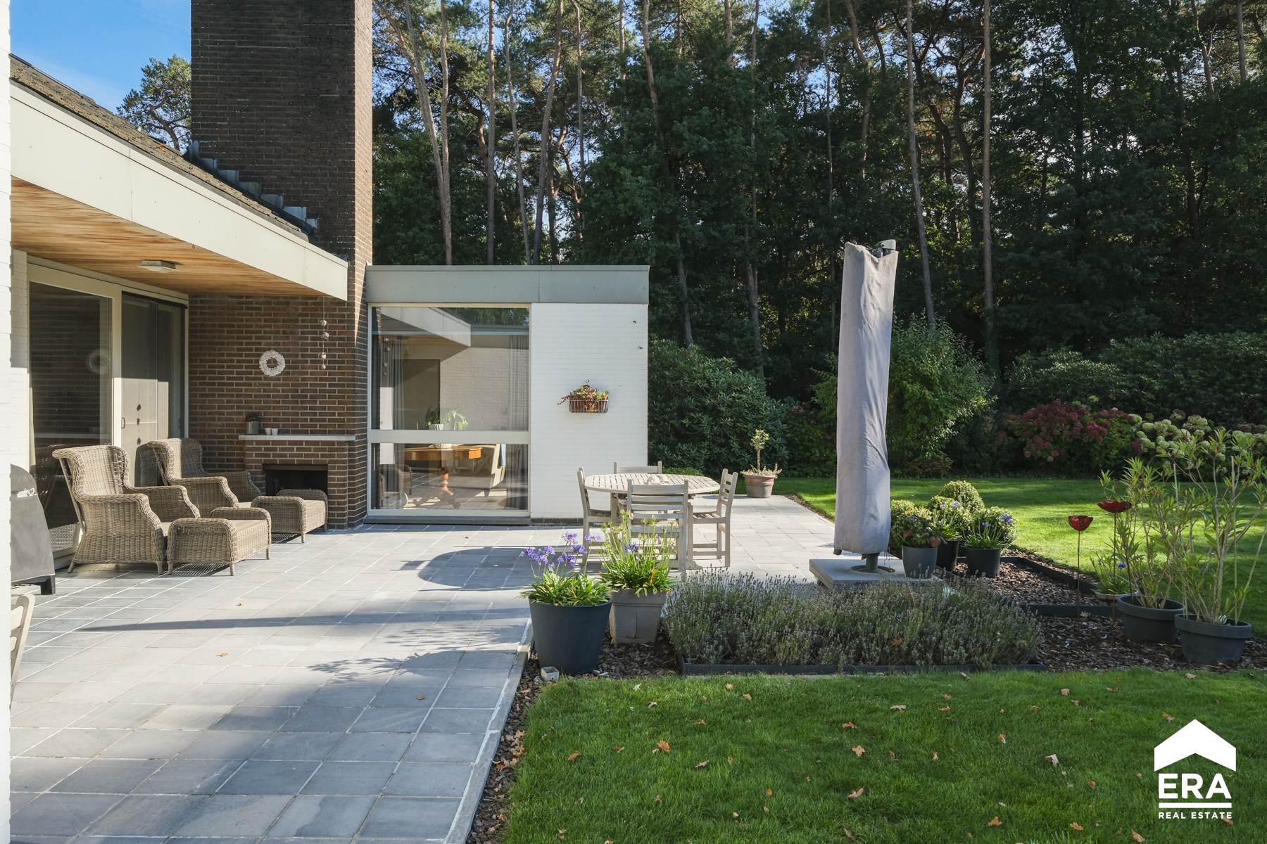 Villa-landhuis met vrij zicht omringd door weiland en bossen - foto 4