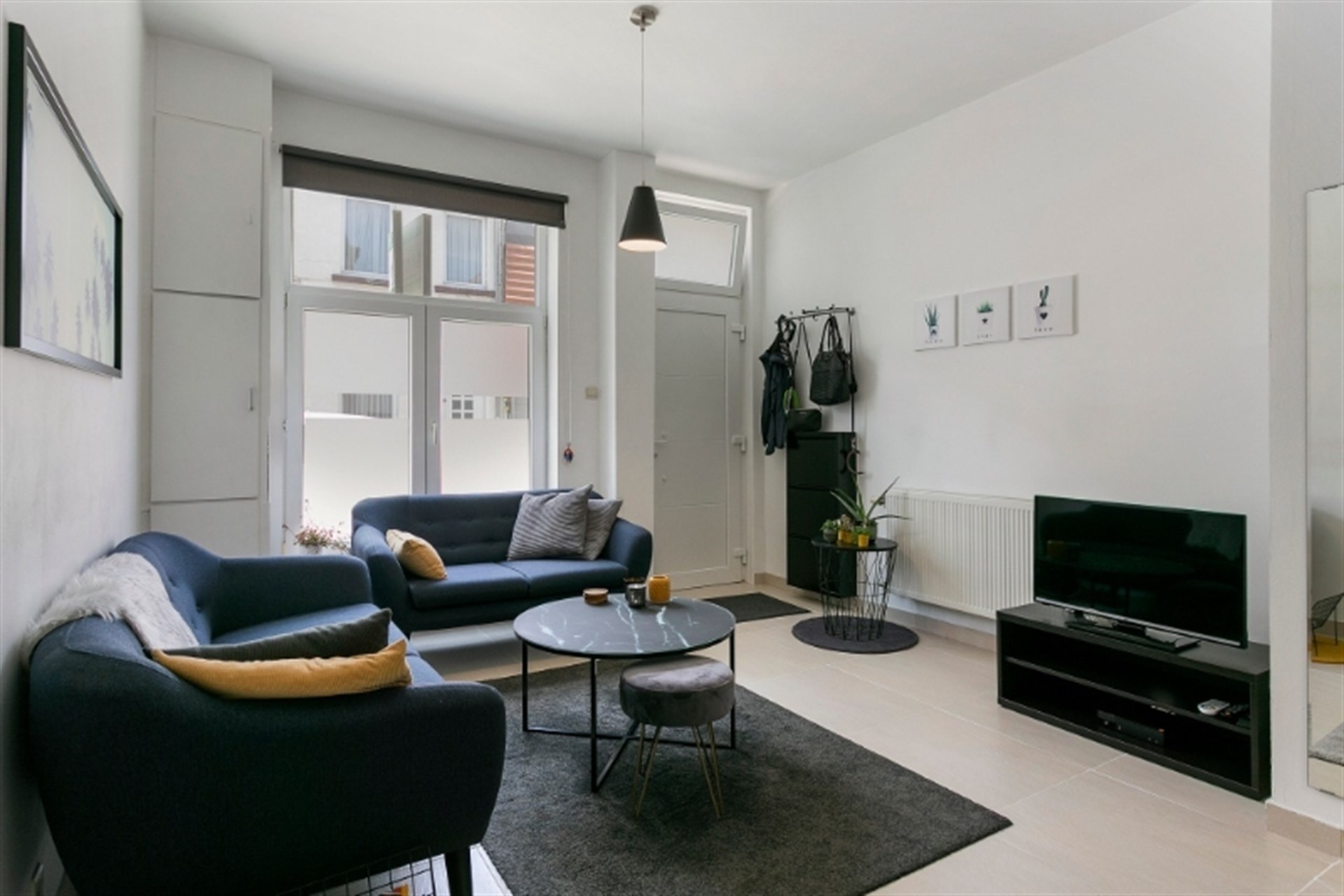Instapklare woning gelegen op wandelafstand van het centrum en stadspark te Aalst. - foto 5