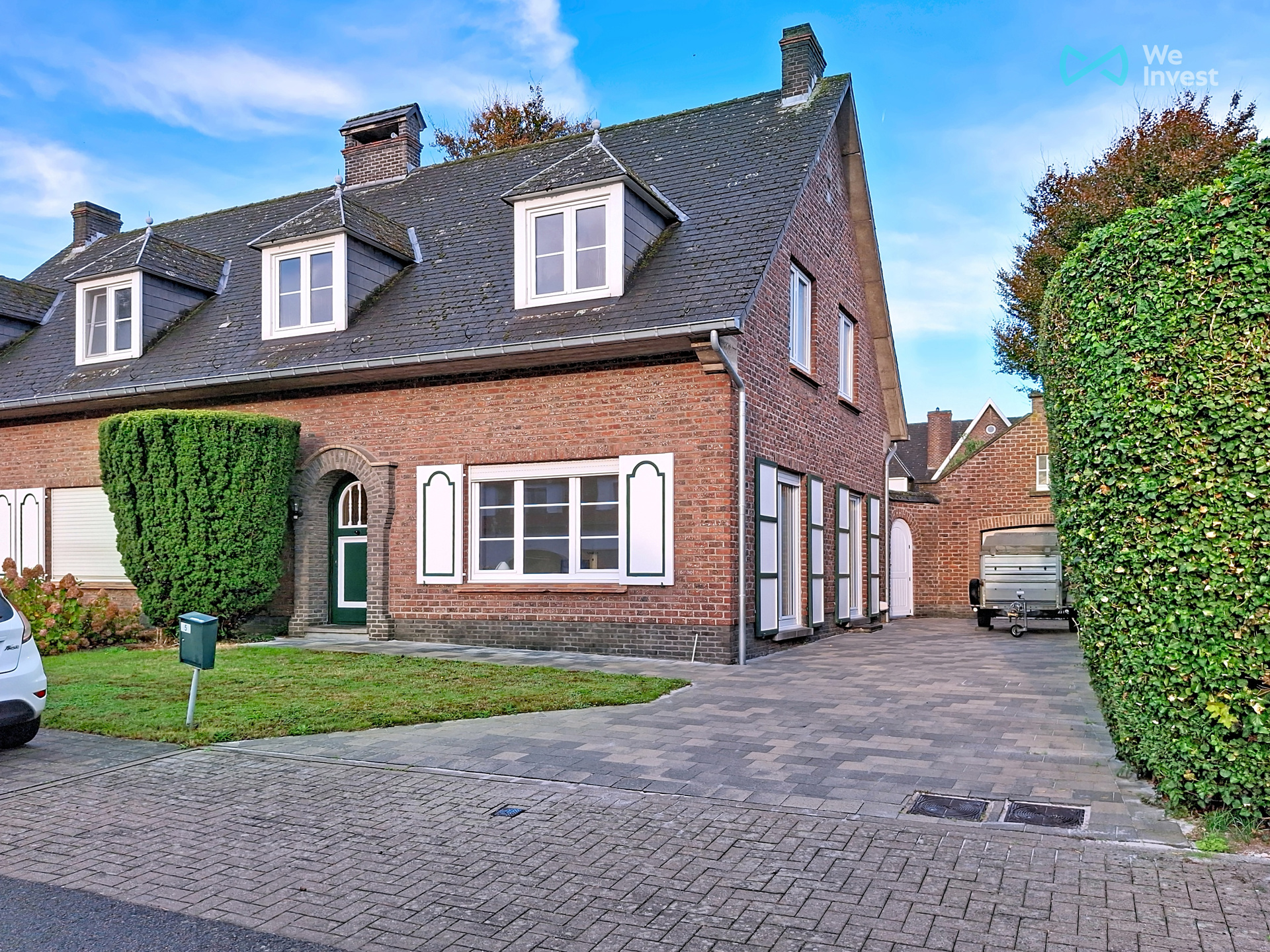 Gezellige driegevelwoning met tuin en garage - foto 1