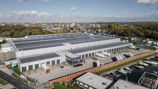 Modern distributiecentrum te huur in Willebroek met units van ca. 3.744 m².Strategisch gelegen nabij de A12 met vlotte verbinding naar Antwerpen,...