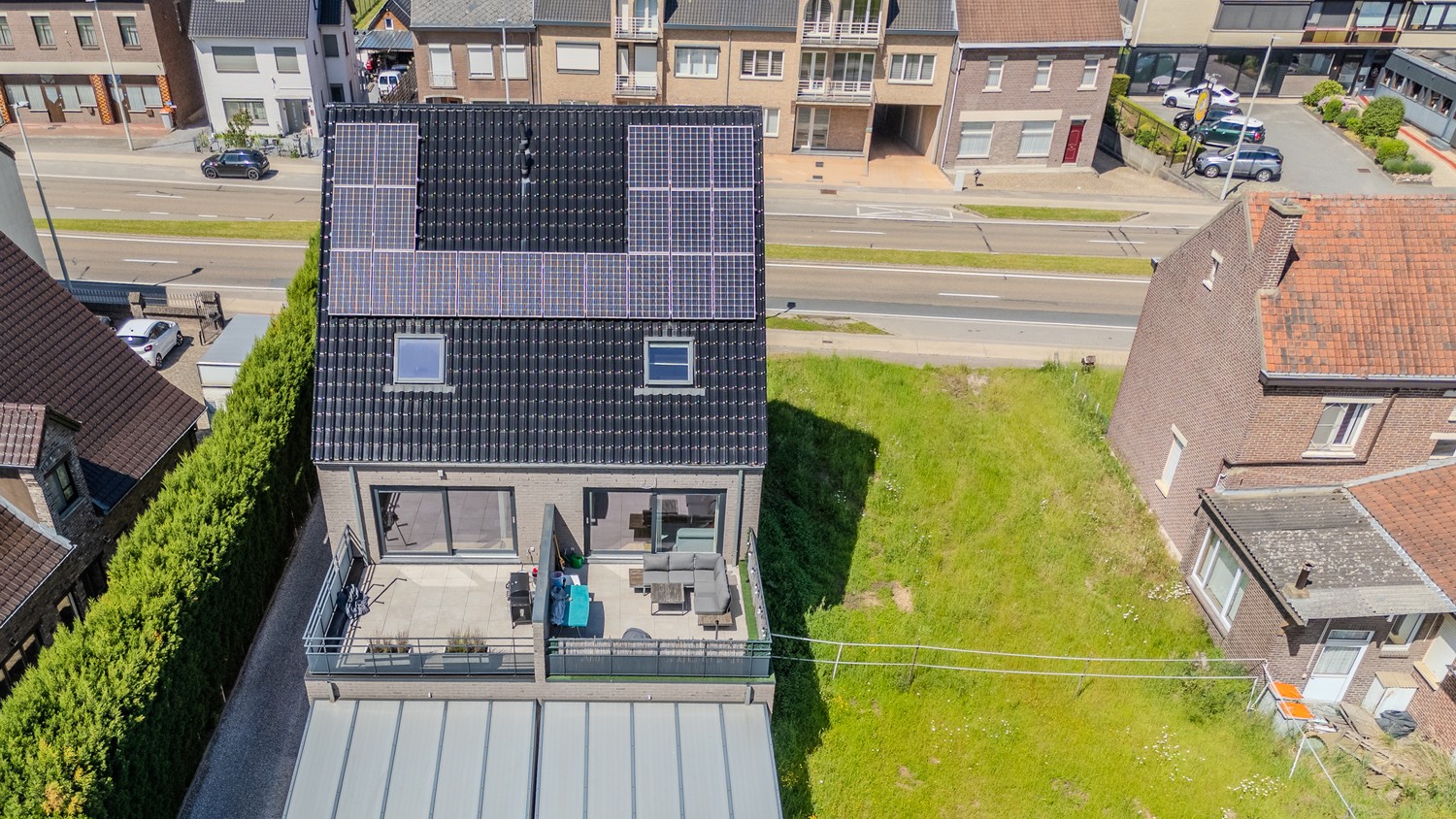 Ruim duplex-appartement met twee slaapkamers, terras en autostaanplaats in Neerharen-Lanaken - foto 5
