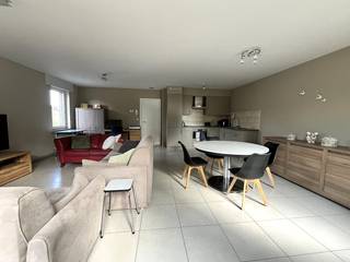 Apartment for rent in Stabroek
