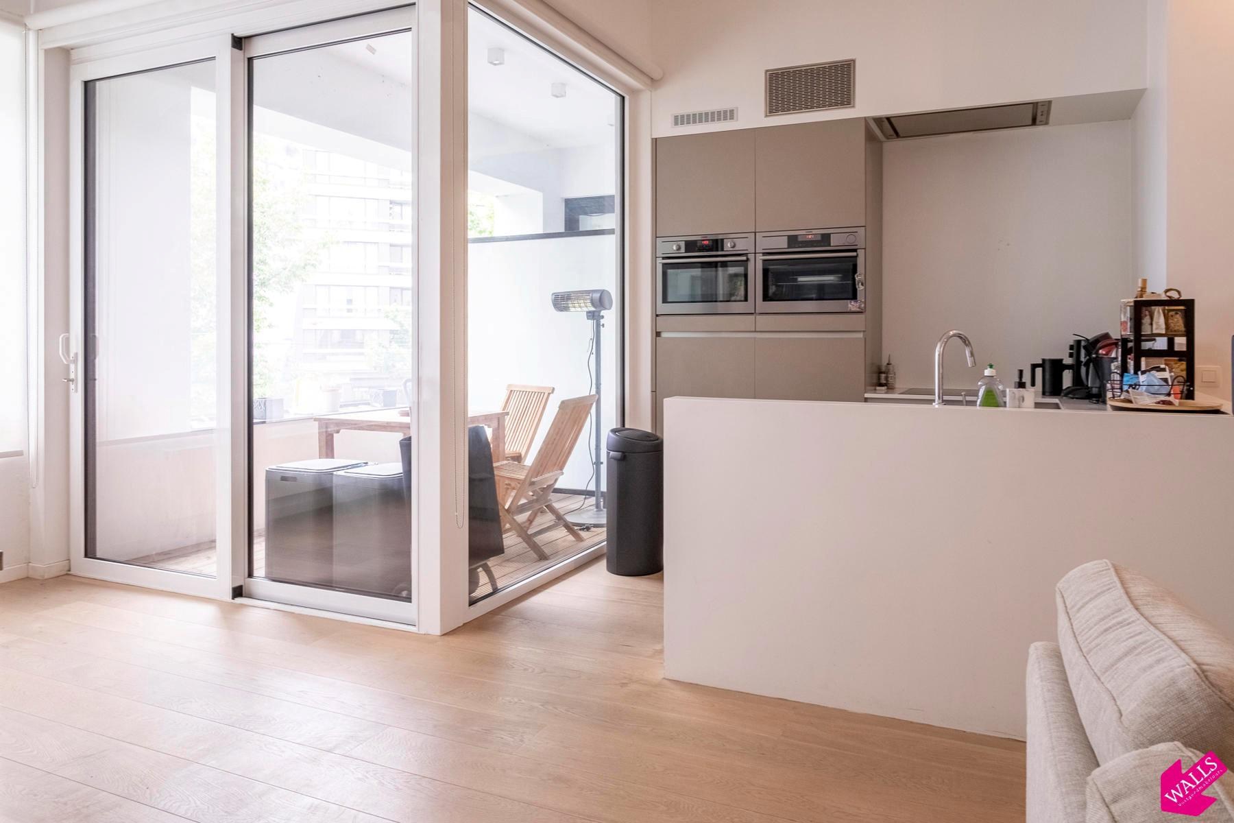 Gemeubeld appartement op het bruisende Zuid ! - foto 4