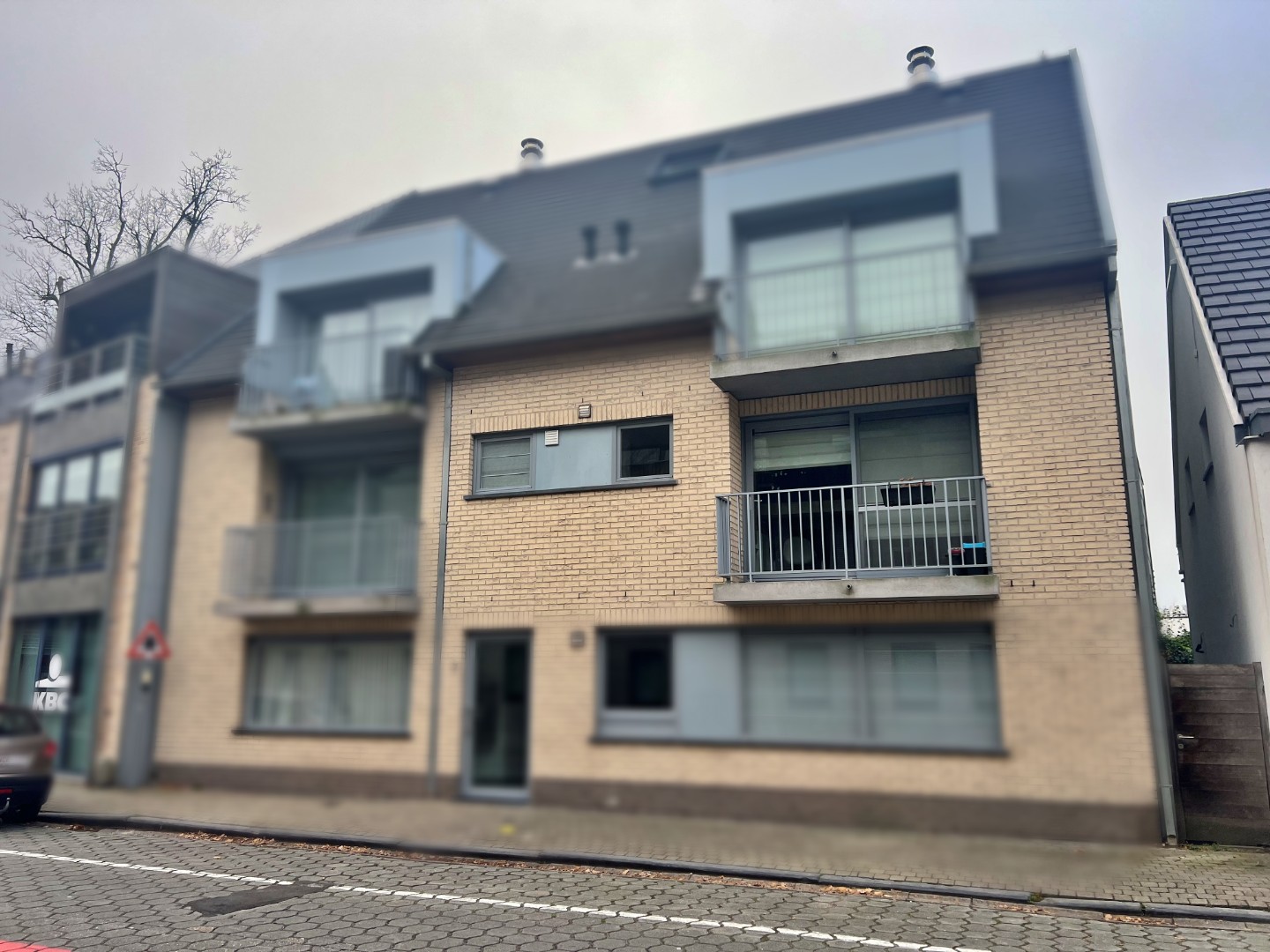 2-slaapkamerappartement met terras en garage in Lovendegem - foto 2