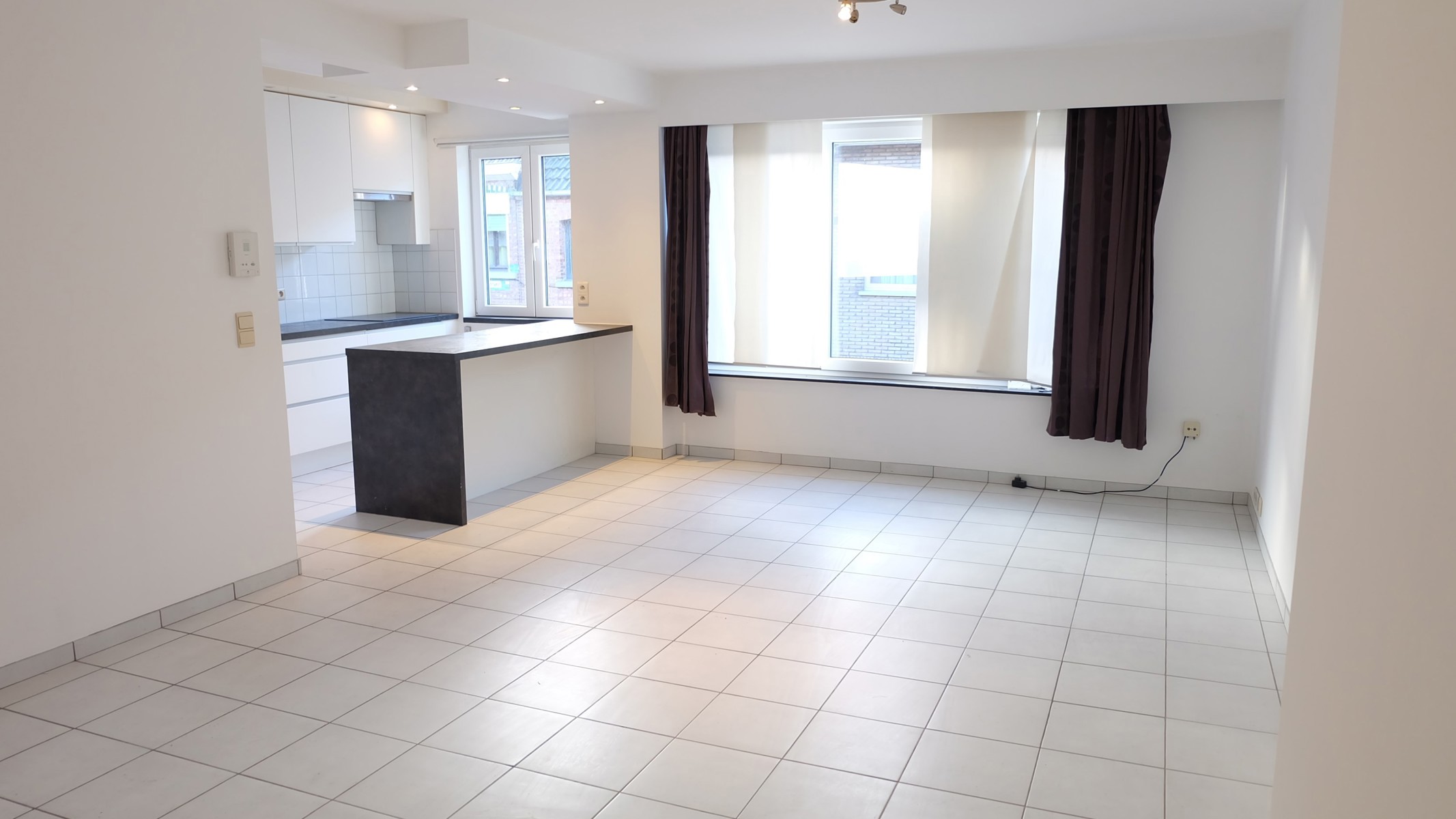 Appartement à vendre à Beveren-Kruibeke-Zwijndrecht avec 2 chambres - photo 3