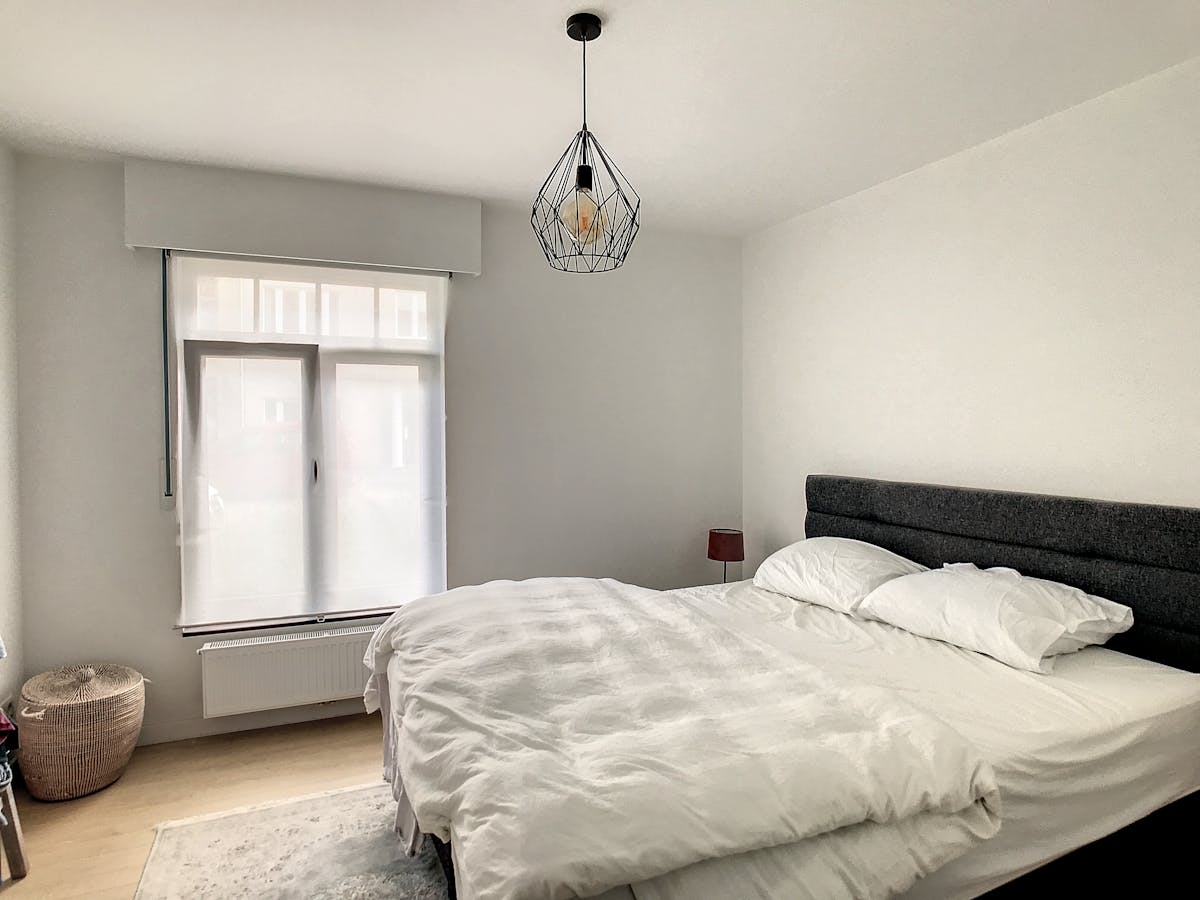Ruim gelijkvloers appartement te huur in centrum Kalmthout! - foto 5