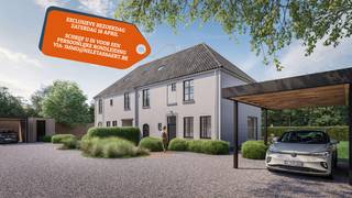 Exclusieve bezoekdag – zaterdag 18 april.<br />Ontdek de charme en het karakter van deze eigendom tijdens een persoonlijke rondleiding op afspraak. Schrijf u in via immo@neletassaert.be<br /><br />Via een private oprijlaan van maar liefst 35 meter bereikt u dit uitzonderlijke perceel met twee exclusieve nieuwbouwwoningen. Vanaf het eerste moment ervaart u hier een oase van rust, privacy en groen.<br />Alle bouwzorgen worden u volledig uit handen genomen: de woningen worden tot in de kleinste details afgewerkt met hoogwaardige en duurzame materialen. Buitengevels worden tevens gekalleid. Oprit, voortuin en terrassen worden aangelegd in een verfijnde combinatie van kleiklinkers, uitgewassen beton en Franse dolomiet. Omheind met deels zwarte ericamatten en mooie hagen. De woningen zijn volledig voorzien van ingewerkte inbouwspots. Enkel de schilderwerken laat u nog volledig naar eigen smaak uitvoeren.<br />Elke woning beschikt over individuele verwarming via een lucht/water-warmtepomp, met vloerverwarming op zowel het gelijkvloers als de eerste verdieping.<br /><br /><strong>Woning – Lot A: 729.000 euro (exclusief kosten zoals registratie, btw, enz...)<br /></strong><br />Gelegen op een perceel van 744 m², met eigen carport, tuinberging en fietsenberging.<br /><br />De woning verwelkomt u via een ruime inkomhal met apart gastentoilet en een tweede toegang tot de praktische berging/wasruimte, waar tevens de mogelijkheid bestaat om een koelcel te voorzien.<br /><br />De lichtrijke leefruimte omvat een volledig uitgeruste keuken en een gezellige leefruimte met grote glaspartijen die uitgeven op de zonnig georiënteerde tuin. Aansluitend bevindt zich een afzonderlijk bureel, stijlvol afgescheiden door een stalen deur. De volledige leefruimte is afgewerkt met hoogwaardig eiken parket.<br /><br />Op de eerste verdieping bevinden zich drie volwaardige slaapkamers, waarvan de master bedroom beschikt over een aanpalende dressingruimte. De ruime badkamer is uitgerust met een inloopdouche, ligbad en dubbele lavabo. Daarnaast is er een apart toilet in de nachthal.<br />Via een vaste eiken trap bereikt u de volledig geïsoleerde zolderverdieping, die eenvoudig kan worden ingericht tot bijkomende slaapkamers of multifunctionele ruimte.<br /><br />
<p><strong>Woning – Lot B: 699.000 euro (exclusief kosten zoals registratie, btw, enz...)</strong></p>
<p>Gelegen op een perceel van 676 m², met eigen carport, tuinberging en fietsenberging.</p>
<p>Deze woning beschikt over een inkomhal met apart toilet en een bijzonder ruime berging/wasplaats, met mogelijkheid tot het installeren van een koelcel en een douchecel.</p>
<p>De riante leefruimte bestaat uit een volledig ingerichte keuken en een aangename leefruimte met grote raampartijen die zorgen voor een overvloed aan natuurlijk licht en een directe verbinding met de zongerichte tuin. Ook hier is een afzonderlijk bureel voorzien, afgescheiden door een elegante stalen deur. De afwerking gebeurt volledig in eiken parket.</p>
<p>De eerste verdieping telt drie ruime slaapkamers en een royale badkamer met inloopdouche, ligbad en dubbele lavabo. Een apart toilet bevindt zich in de nachthal.</p>
<p>De vaste eiken trap leidt naar de volledig geïsoleerde zolderverdieping, waar zonder moeite extra slaapkamers of een hobbyruimte kunnen worden gecreëerd.</p>
<br />Dit worden twee pareltjes om U tegen te zeggen .....