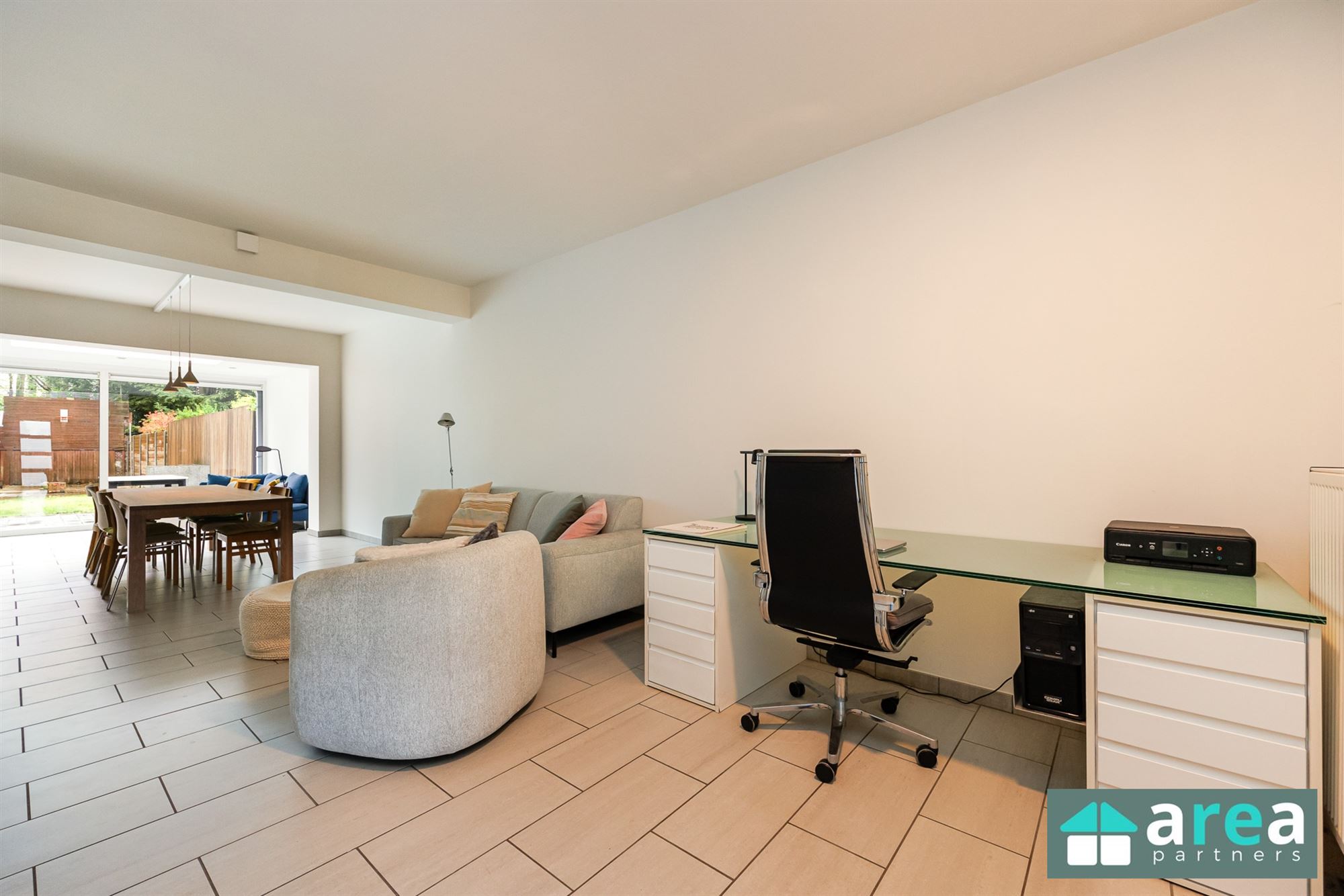 Ruime lichtrijke woning met tuin - foto 5