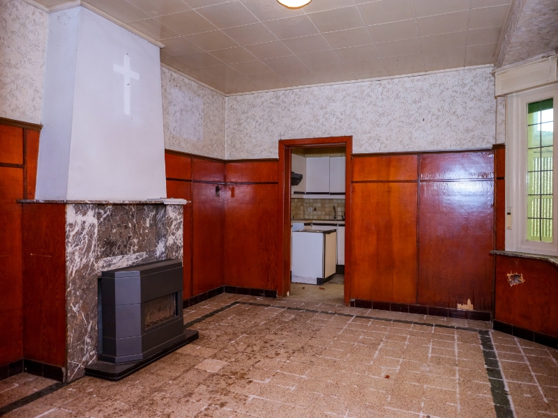 Te renoveren pand met garage en uitweg achteraan vlak bij het station van Ingelmunster - photo 5