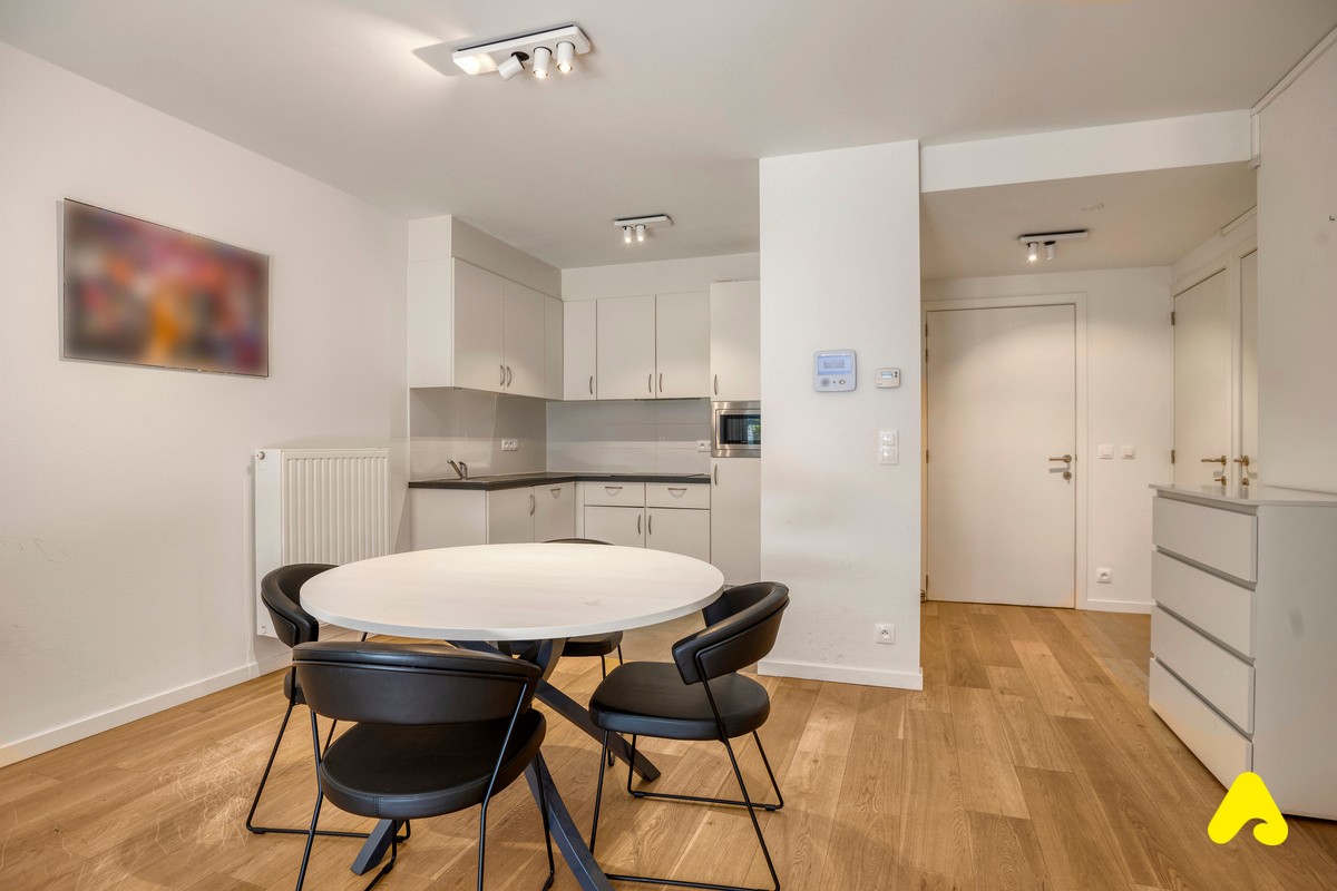 Appartement moderne au rez-de-chaussée, situé dans un endroit calme et avec des finitions de haute qualité ! - photo 4