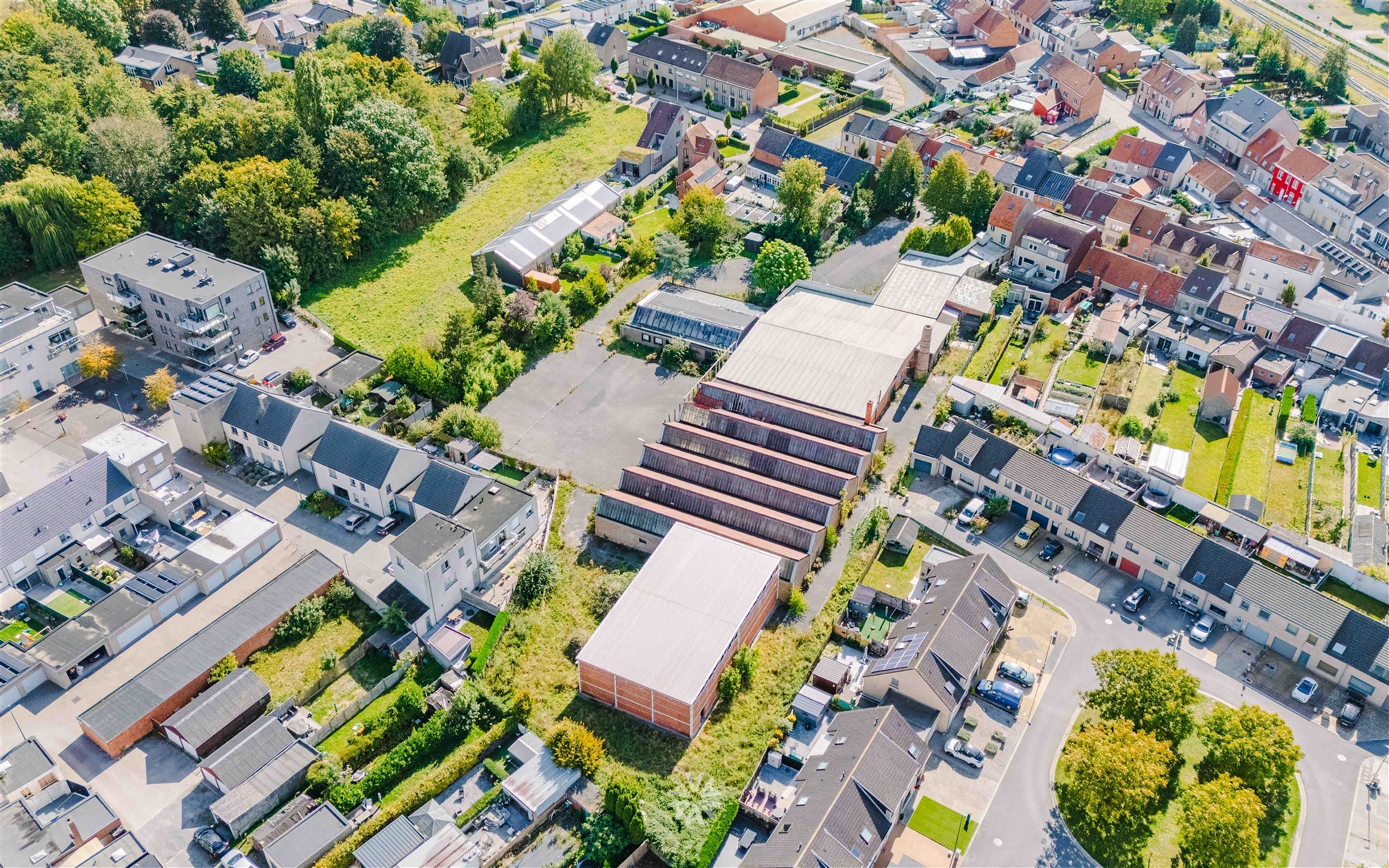Veelbelovende projectgrond met ontwikkelingspotentieel in hartje Eeklo - foto 4