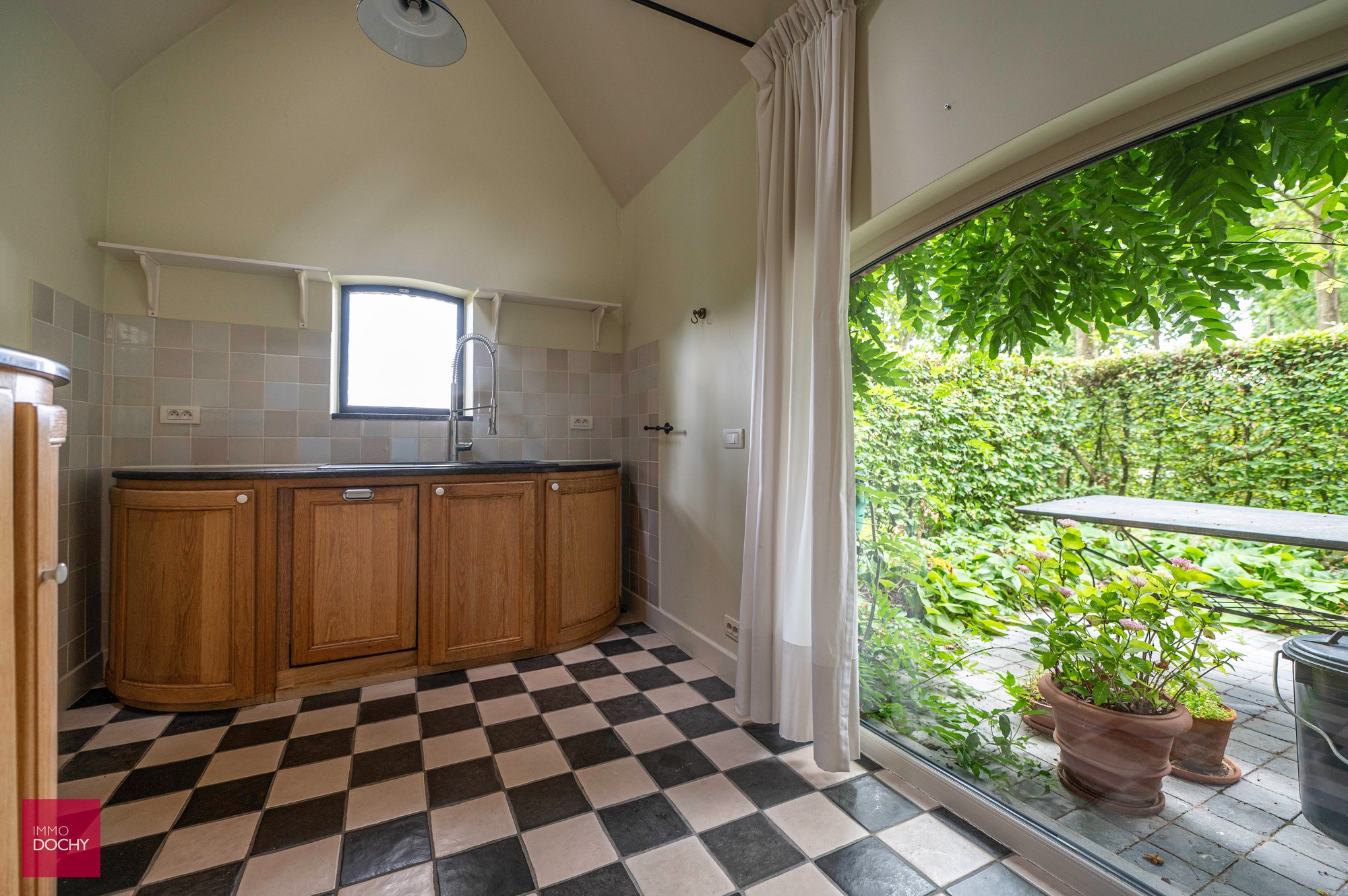 Charmante en zeer rustig gelegen woning in het groen te Wortegem - foto 5