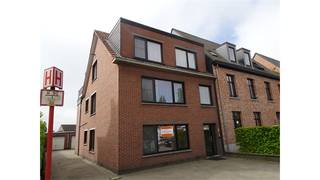 Appartement à louer à Malle