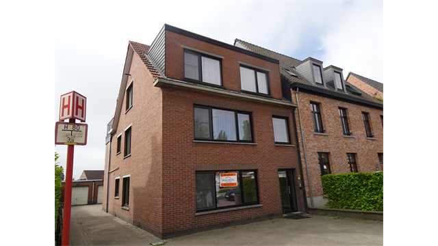 Appartement à louer à Malle