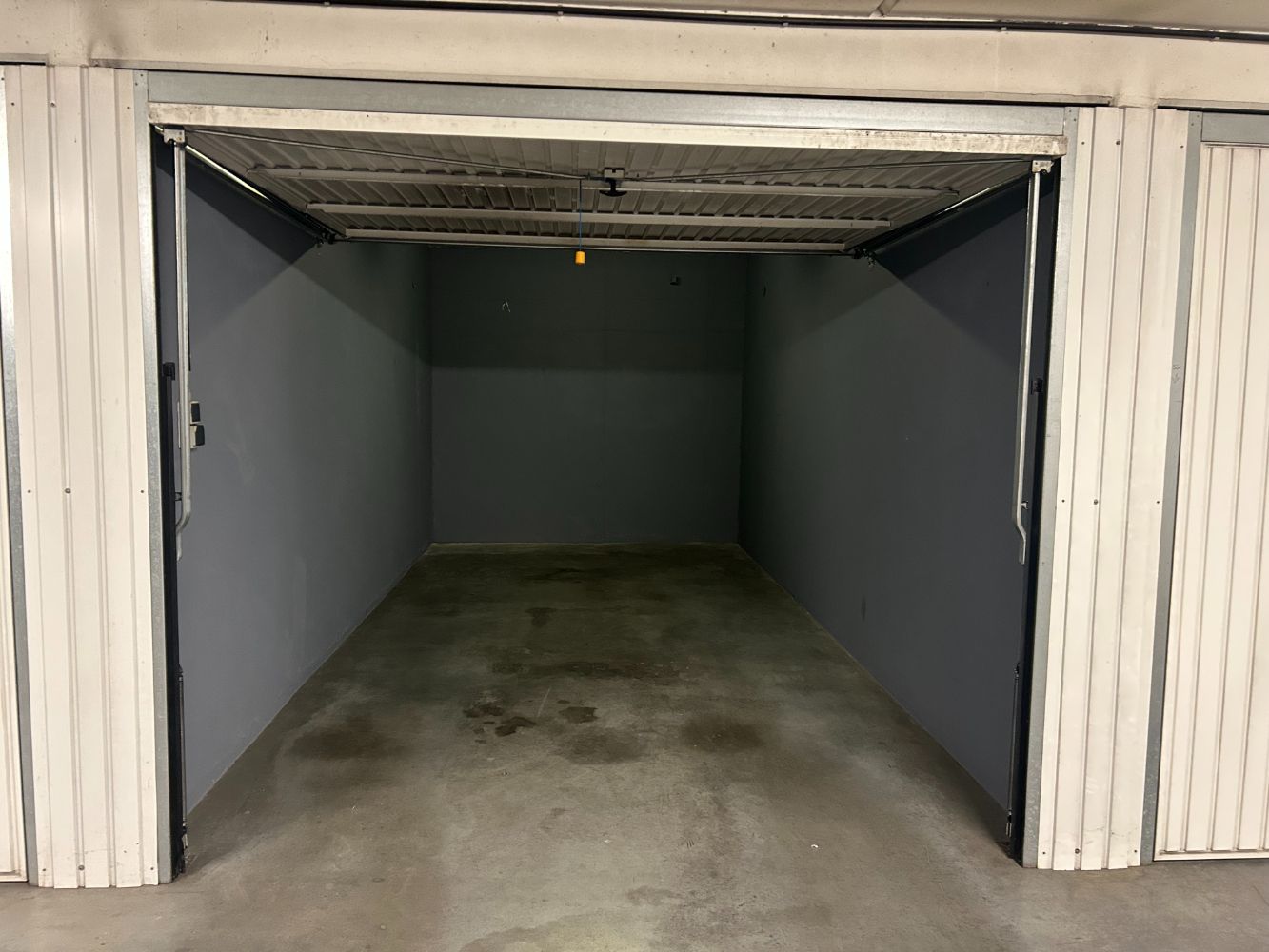 Ruime gesloten garagebox - foto 5