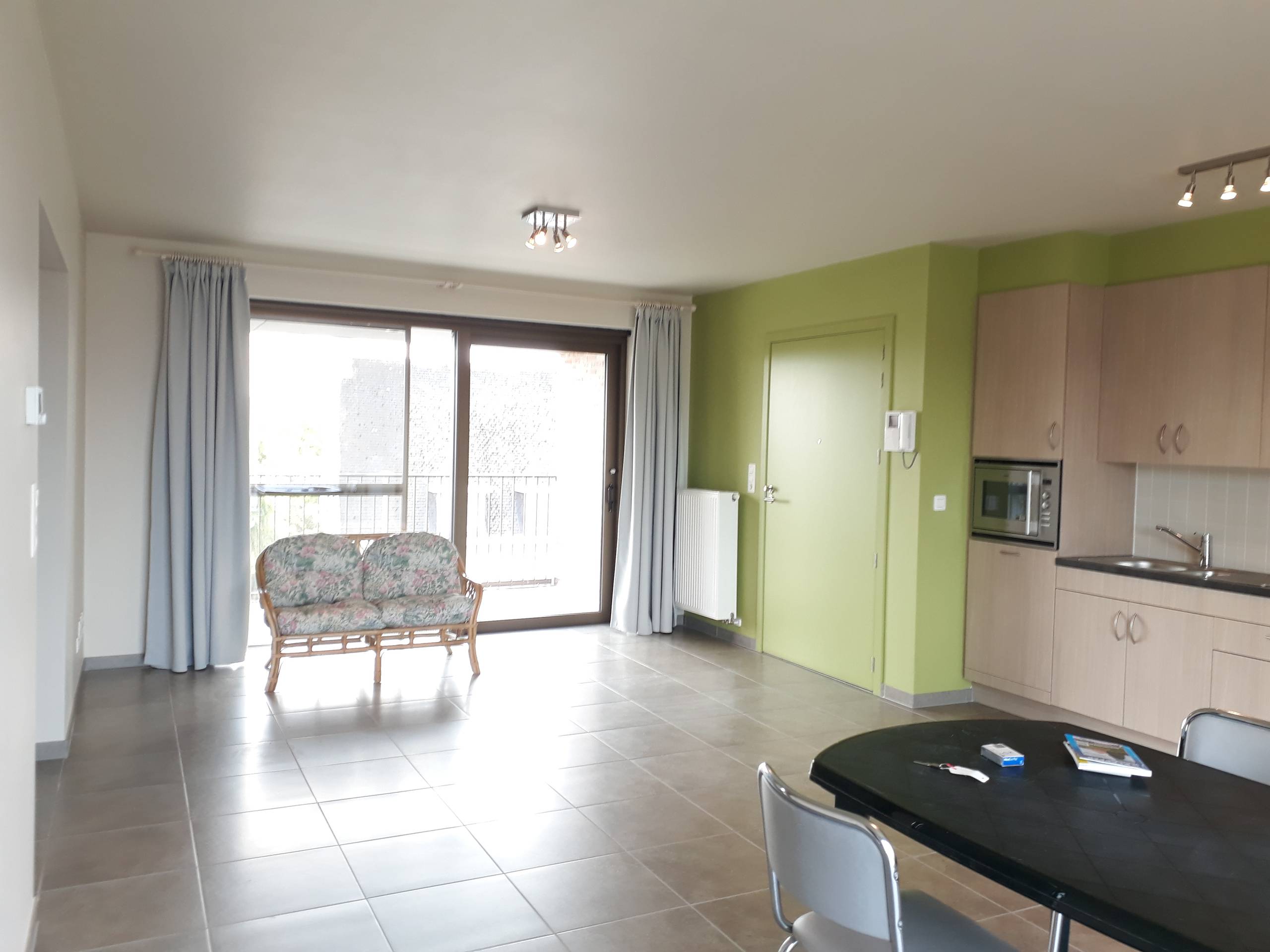 Recent 2-slaapkamerappartement met 2 terrassen + garage - foto 3