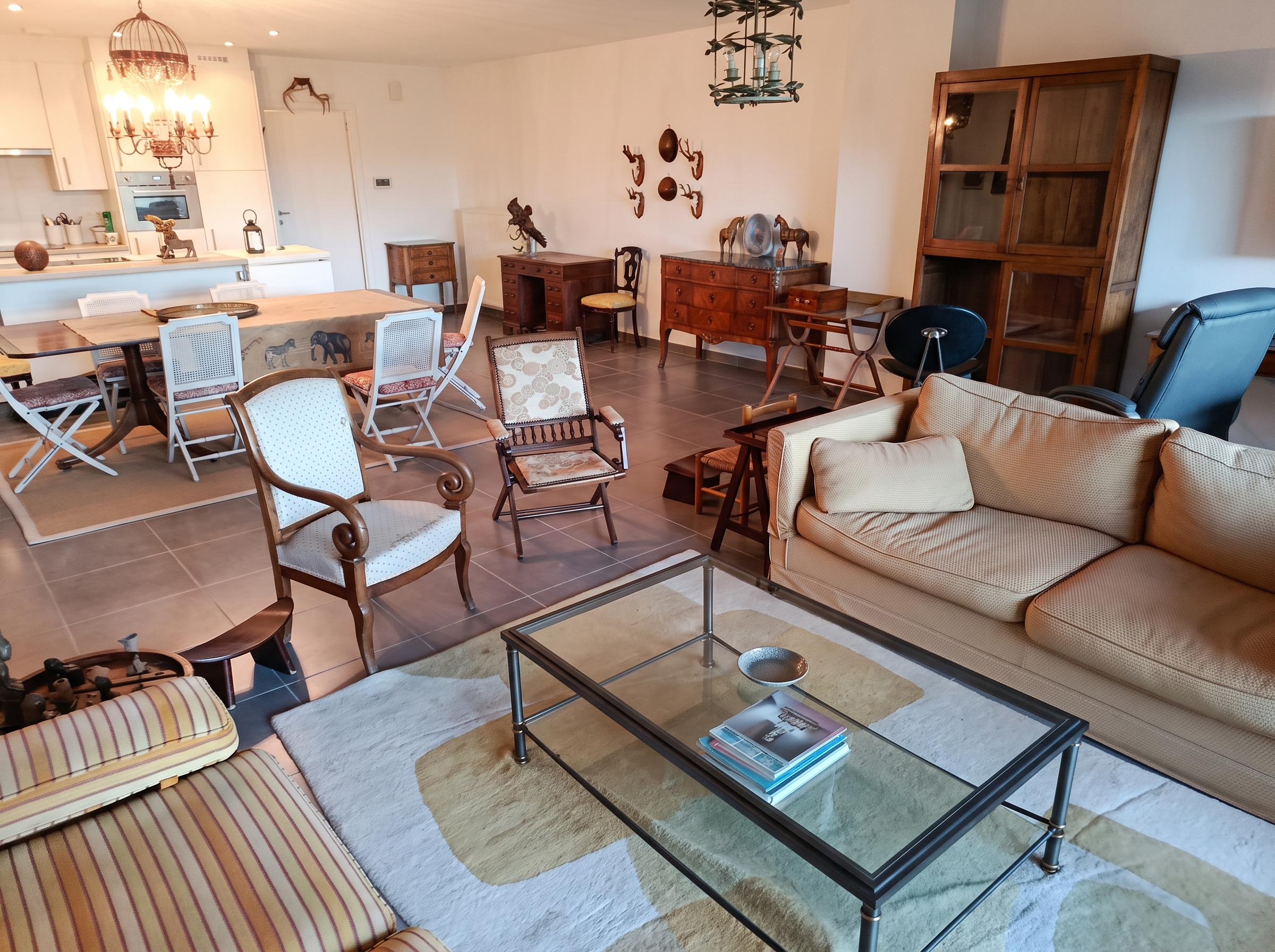 Instapklaar appartement met staanplaats , vlak bij de Leie - foto 4