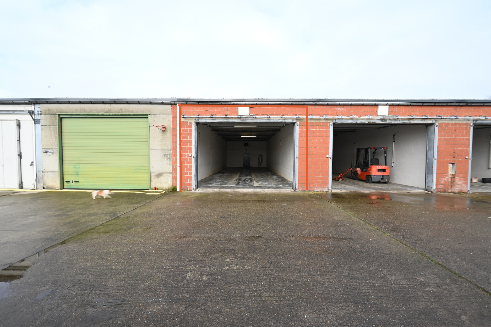 Commercial for rent in Ardooie - photo 2