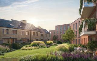 Op zoek naar een luxe appartement met riant terras en uitzicht op groen? Dan vind je vast je gading in de villa-appartementen van Leike. Energiezuinig, duurzaam en lichtrijk. Hoogwaardig afgewerkt en met een architectuur die strak en toch warm oogt. De appartementen gaan van compact met 1 slaapkamer tot royaal met 3 slaapkamers. Alle snufjes zijn voorhanden om comfortabel te leven – van vloerverwarming tot slimme domotica.De BEN-appartementen liggen in het hart van de site, omgeven door veel open ruimte. Door het rondomrond terras stap je vanuit elke kamer zo naar buiten om te genieten van het uitzicht op het binnenpark. Het penthouse op de bovenste verdieping heeft een royaal dakterras – je waant je er de koning te rijk. 6% btw-regeling van toepassing (onder voorwaarden).