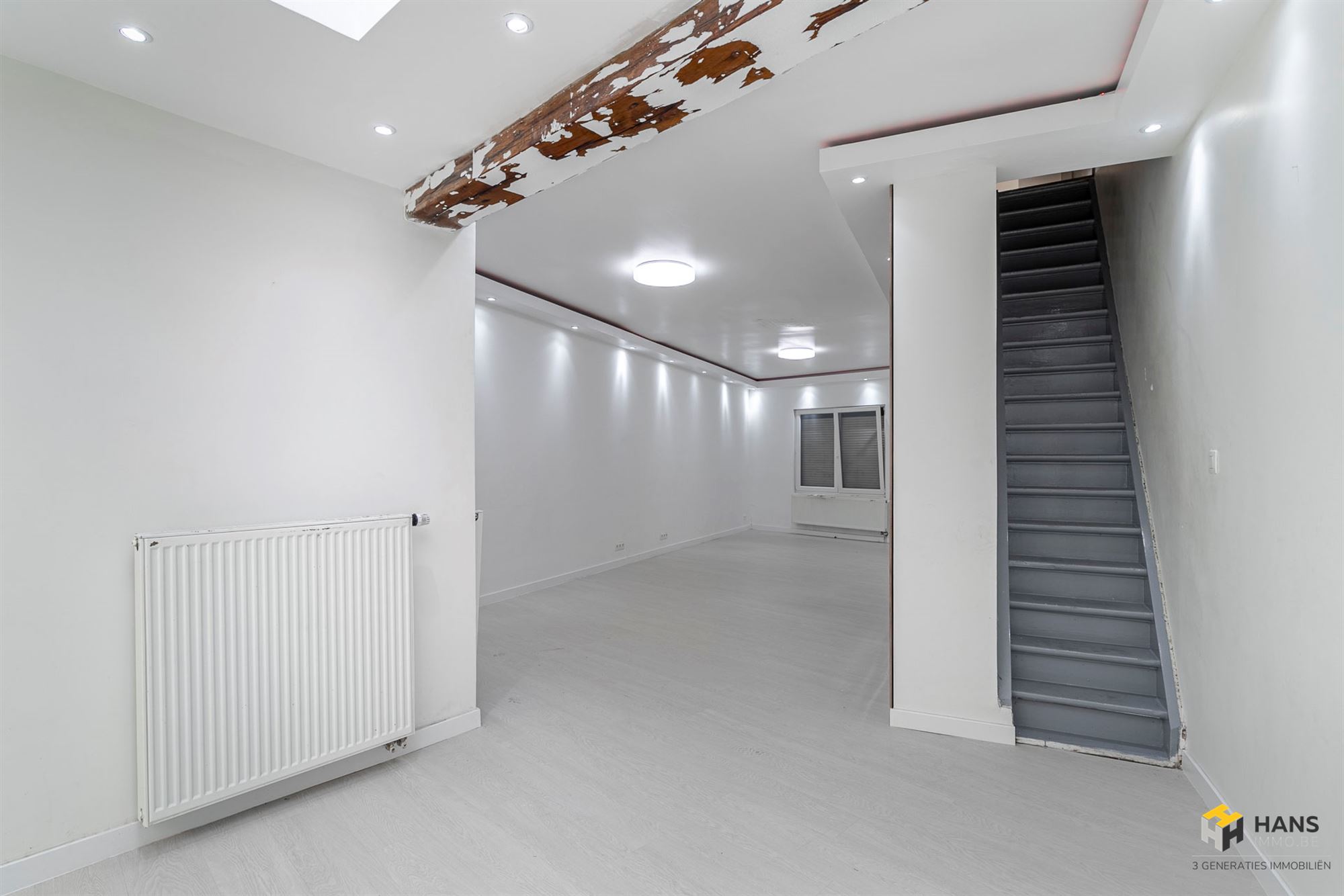 Instapklare woning (120 m²) met 2 slaapkamers en buitenruimte (8 m²) in Wommelgem. - foto 5