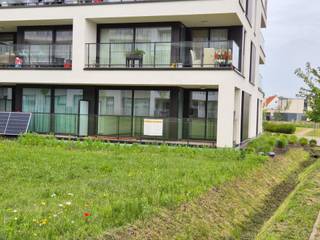 Recent modern appartement omgeven door groen op wandelafstand van het station en grootwarenhuis.Scholen zijn nabij alsook het centrum van Aalter.Met...