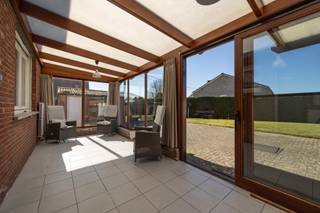 Deze ruime gezinswoning, gelegen in de Vennestraat 74 te Gierle, biedt een uitstekende basis voor wie op zoek is naar een renovatieproject met...