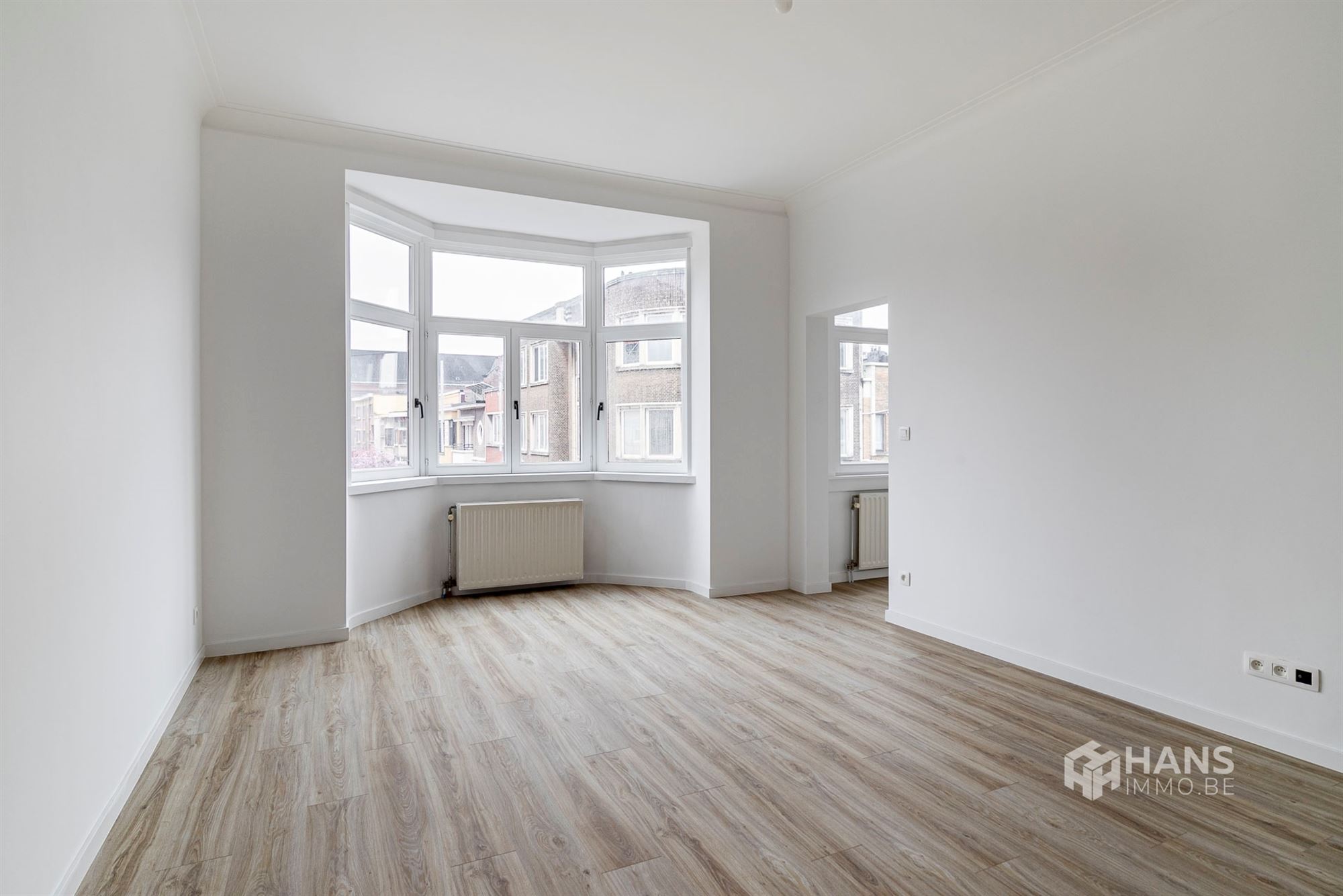 Gerenoveerd appartement (95 m²) met 3 slaapkamers in Borgerhout. - foto 4