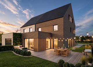 <p><strong>Halfopen bebouwing - NIEUWBOUW (lot 52) te Sint-Lenaarts</strong></p><p><br />Ontdek deze prachtige nieuwbouwwoning, waar hedendaags comfort en energiezuinig wonen centraal staan. Deze BEN-woning wordt volledig op maat uitgewerkt, zodat u uw toekomstige thuis volledig kan afstemmen op uw persoonlijke wensen en levensstijl. Dankzij de doordachte architectuur geniet u hier van een lichtrijke en aangename leefomgeving in een rustige, groene setting.</p><p><br />De woning is een voorbeeldontwerp, maar kan volledig op maat gemaakt worden. Kies uw eigen architect en ontwerp uw woning precies zoals u het wilt. Met 30 jaar ervaring en meer dan 6000 gerealiseerde sleutel-op-de-deur woningen, garanderen we een hoge mate van expertise voor de bouw van uw droomwoning.<br /><br />Prijsinformatie</p><p>- Prijs bouwgrond Lot 51 €245.000 (excl. 12% registratierechten)</p><p>- Prijs bouwgrond Lot 52 €235.000 (excl. 12% registratierechten)</p><p>- Prijs constructie incl. 21% btw: €379.000 (excl. keuken en 5% architectenkosten)</p><p> </p><p>Inclusief: sondering, ingenieursstudie, veiligheidscoördinatie, EPB-aanstelling, thermische studie, ventilatiestudie en blowerdoortest.<br /><br />Deze BEN-woning wordt voorzien van de nieuwste energiezuinige technieken, waaronder:</p><p>- Warmtepomp lucht/water Vaillant met koelmodule</p><p>- Vloerverwarming op de gelijkvloerse en eerste verdieping en in badkamer(s). In de badkamer wordt ook een elektrische handoekdroger geplaatst.</p><p><span>- Buitenschrijnwerk met hoge isolatiewaarde (Ug = 1,0 W/m²K) en geïsoleerde afstandhouders</span></p><p>- Buitenschrijnwerk in PVC, RAL kleur naar keuze</p><p>- Uitgebreid pakket stopcontacten en schakelaars</p><p>- Ventilatiesysteem C+ EVO Renson</p><p>- Regenwaterpomp (niet in de berging geplaatst om geluidsoverlast te vermijden)</p><p>- Vloerverwarming op het gelijkvloers, nachthal 1e verdiep alsook badkamer(s)elektrische handdoekdroger in de badkamer</p><p>- 2 vol houten, vaste trappen in beuk, trede open of gesloten te kiezen</p><p>- Sanitair budget begroot op maat van uw persoonlijk plan, te kiezen bij Desco.</p><p>- Vol geperste, houten tubespaan binnendeuren, reeds 1 x voor geschilderd</p><p>- Ruime keuze aan vloer- en wandtegels</p><p>- Zonnepanelenpakket van 3800Wp</p><p>- Badkamerbudget aangepast aan uw plan</p><p>- Laminaat in de slaapkamers incl. de geadverteerde prijs</p><p>- Regenwaterput van 7.500 liter<br /> </p><p>Aannemingsovereenkomst volgens de Wet Breyne, ter bescherming van de bouwheer, en oplevering binnen het jaar na de start van de werken is mogelijk, zodat u snel kunt genieten van uw nieuwe thuis.<br /><br />Meer informatie en bouwvoorschriften te verkrijgen via ons kantoor. </p>