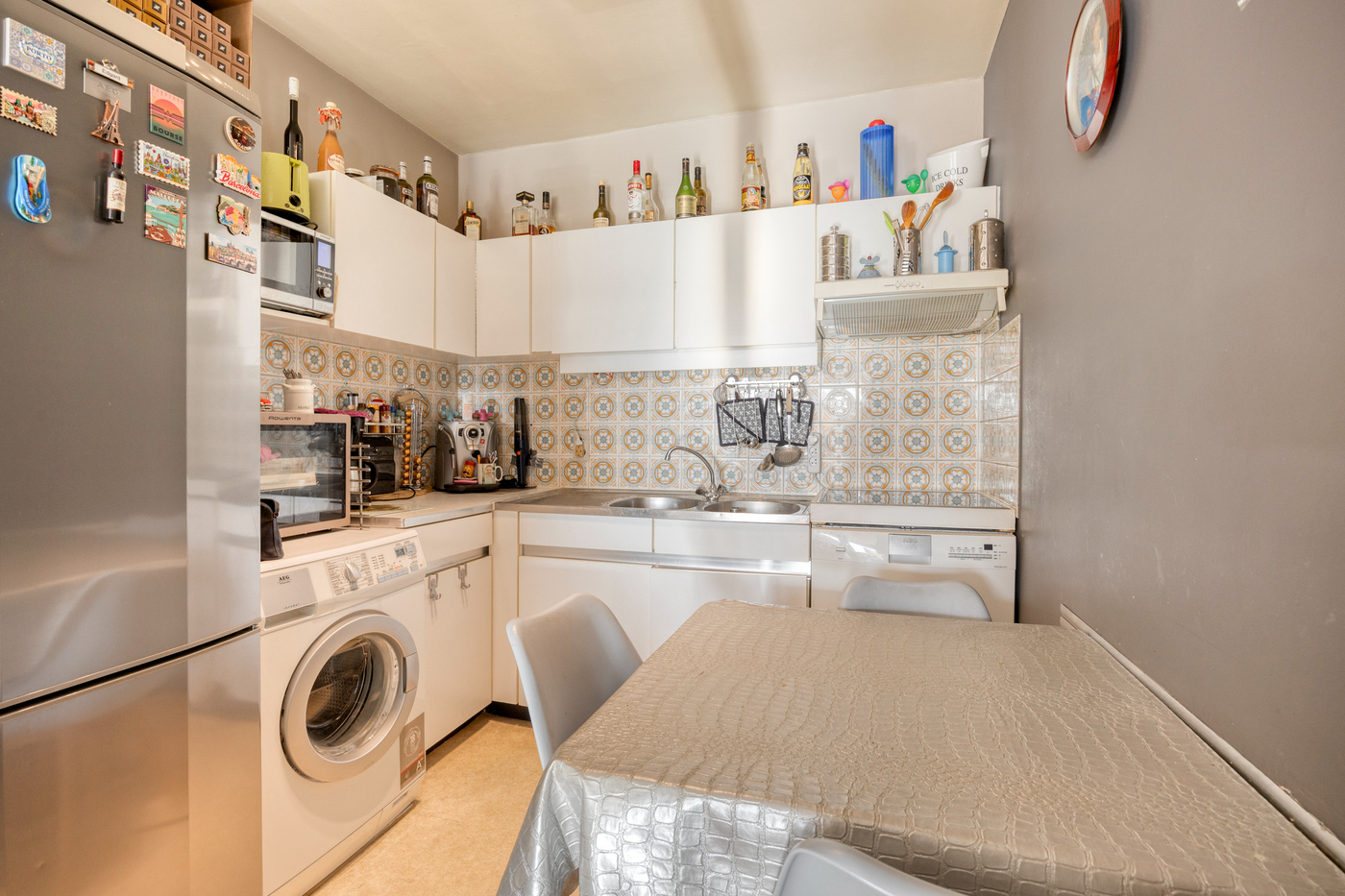Appartement met 2 slaapkamers, terras en autostaanplaats - foto 5