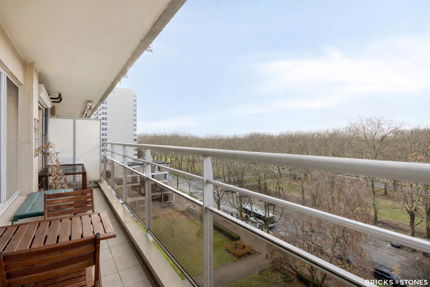 Ruim appartement met terrassen en panoramisch zicht op Linkeroever - foto 5