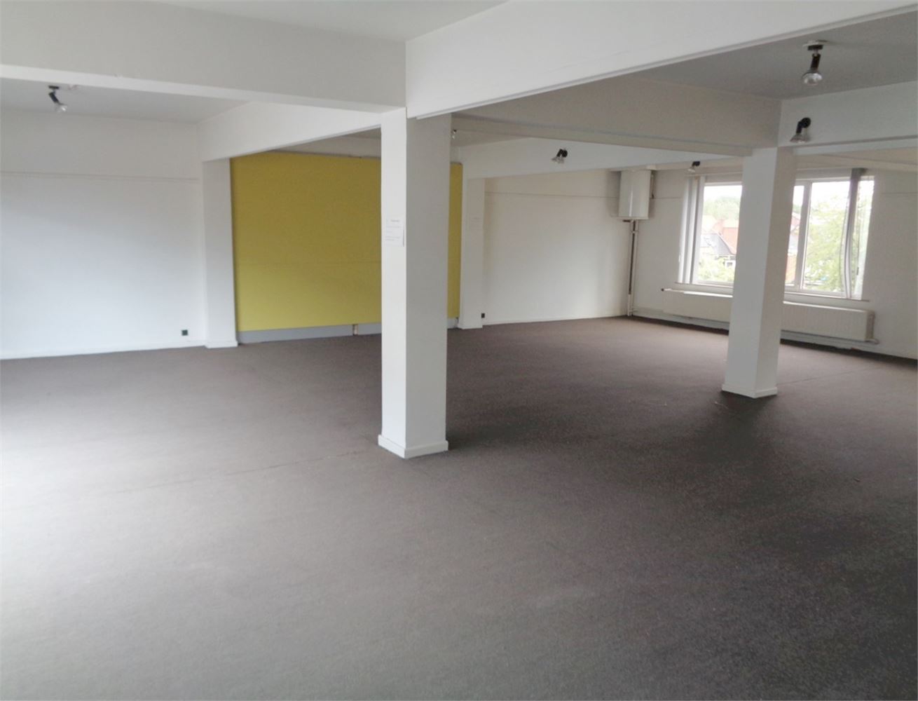 RUIM COMMERCIEEL GEBOUW - foto 5