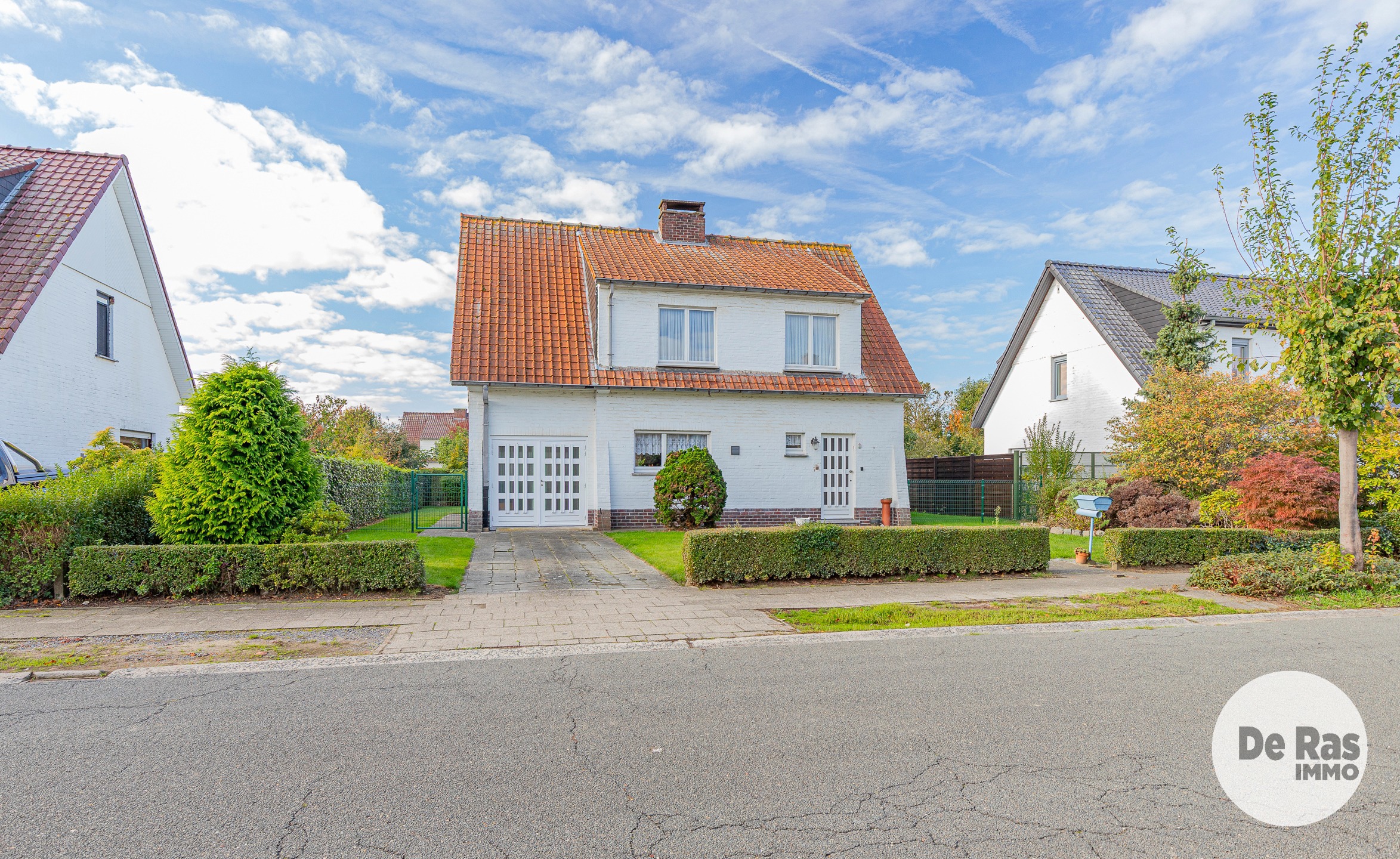 SCHELLEBELLE- Te renoveren woning in een rustige verkaveling - foto 2