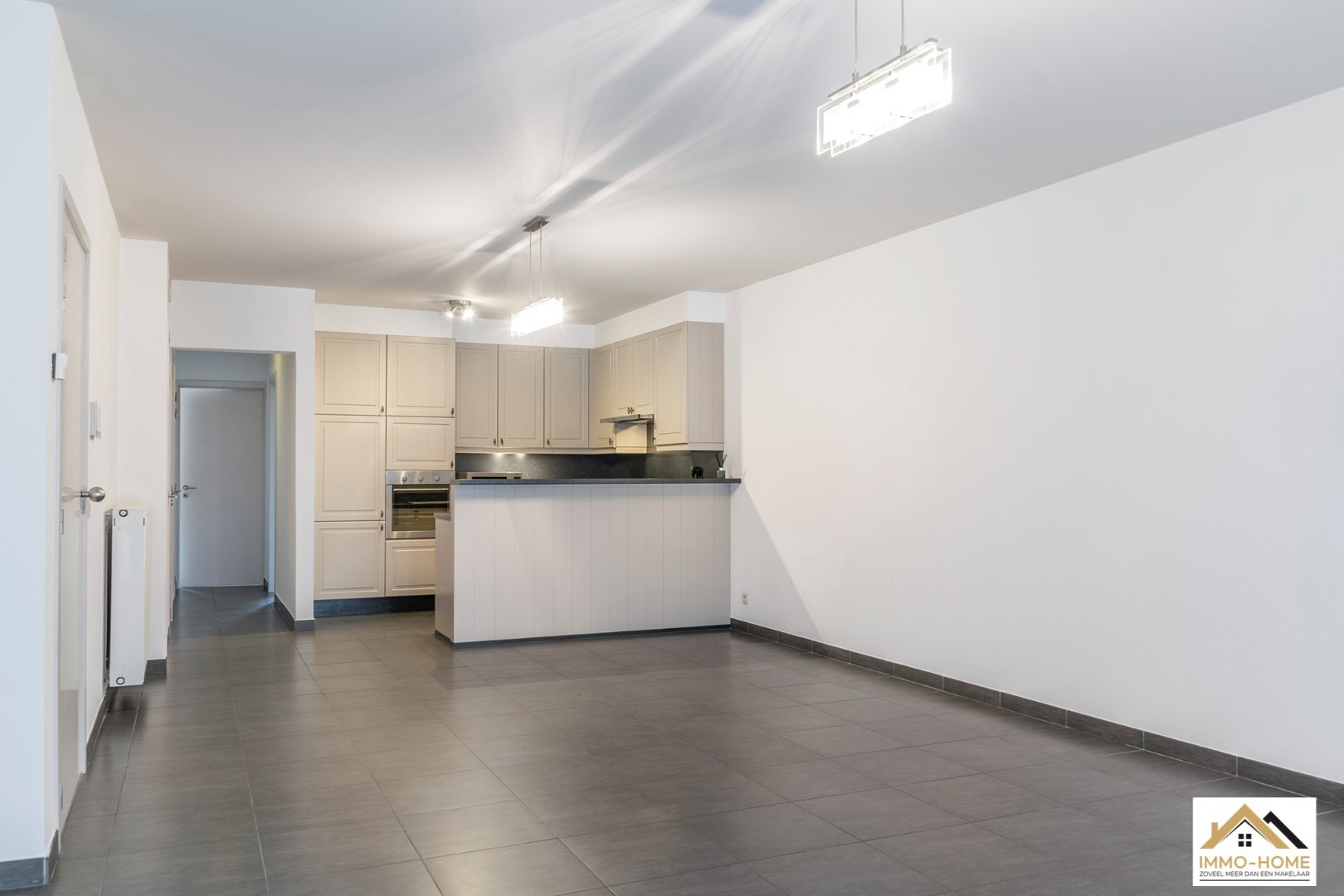 Instapklaar appartement met garage! - foto 4
