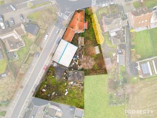 In de rustige en aangename Vlietestraat in Bavikhove bevindt zich deze interessante projectgrond met een oppervlakte van 1.563 m². Het perceel...