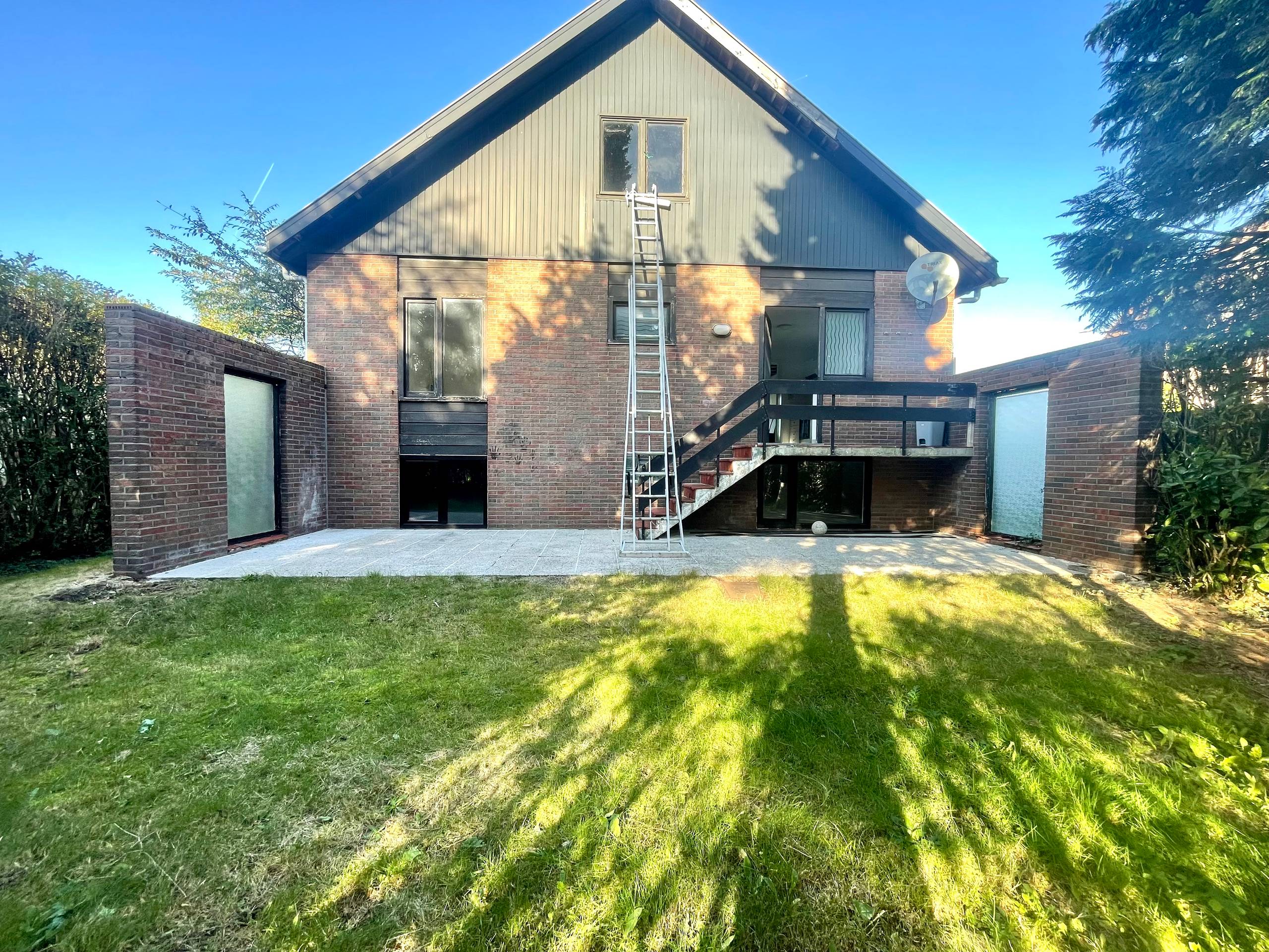 Villa met 3 slaapkamers, tuin en 3 garages te Menen - foto 3