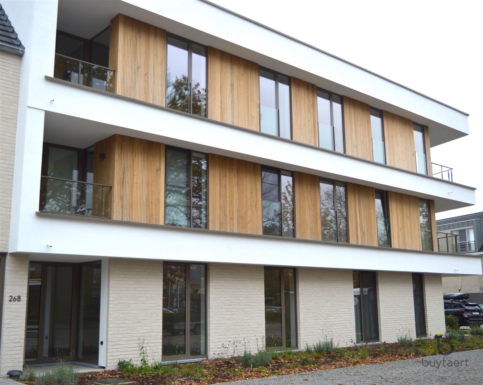 Gelijkvloers appartement met 1 Slaapkamer te Zoersel. - foto 1