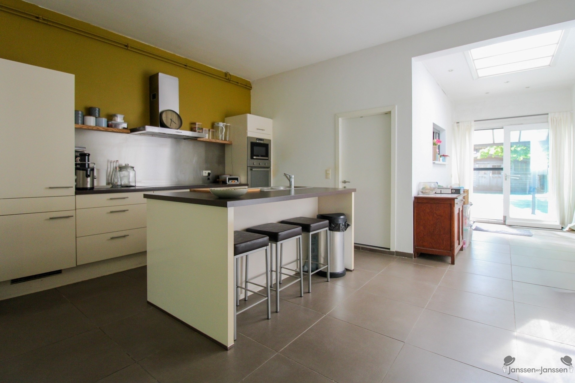 Propriété unique à vendre dans un quartier recherché - photo 5