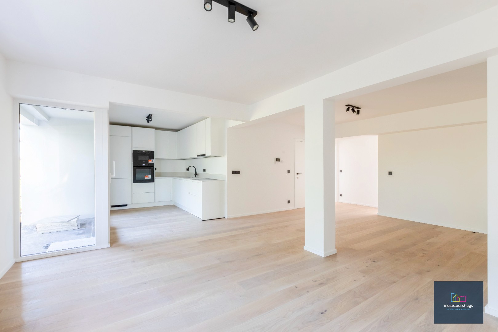 Penthouse met  3 slpk. en terras  nabij station Gent-Sint-Pieters - foto 3