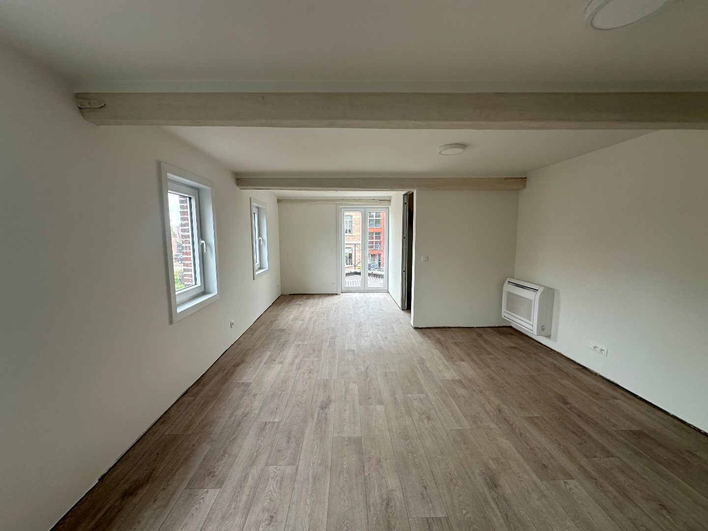 Volledig gerenoveerd 1 slaapkamer-appartement in centrum Sleidinge - foto 4