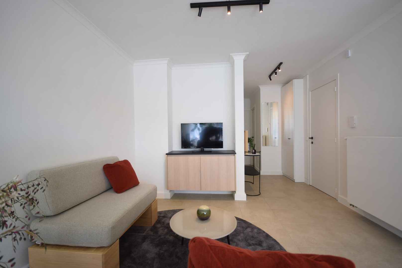 VOLLEDIG GERENOVEERD APPARTEMENT - foto 4