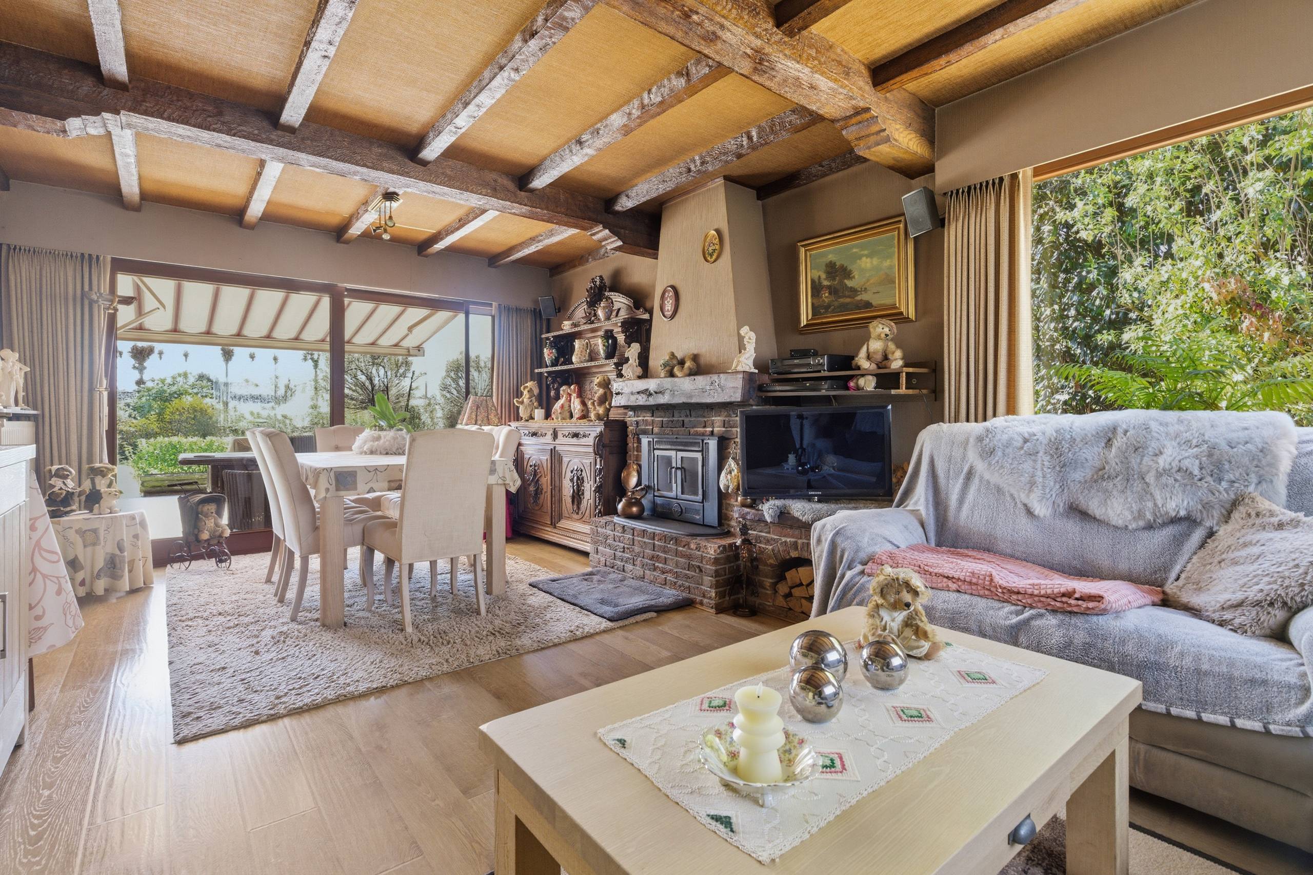 Compacte functionele woning met mooi aangelegde groene tuin - foto 3